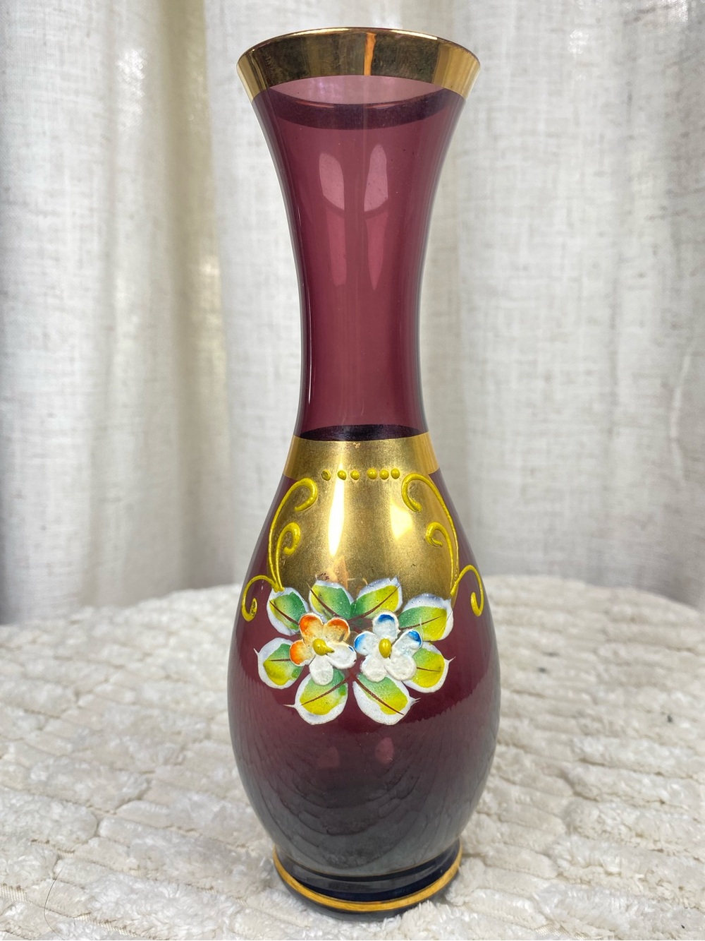 Vintage 1960s Amethyst Glass 7.5” Moriage Painted Vase Gold Gilt Japan MCM